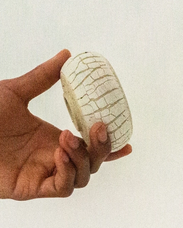 STNWRE Bowl - Crackled White - Image 6